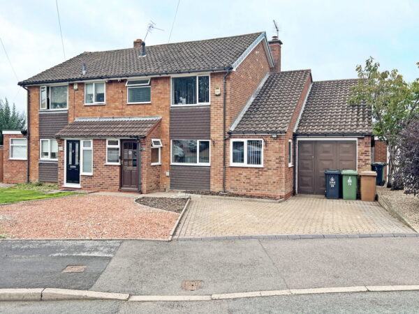 Fallowfield Road, Walsall, West Midlands, WS5 3DH