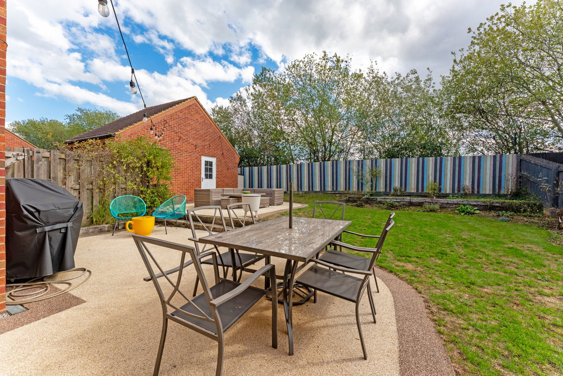 Hobby Drive, Priors Hall, Corby, Northamptonshire, NN17 5FG