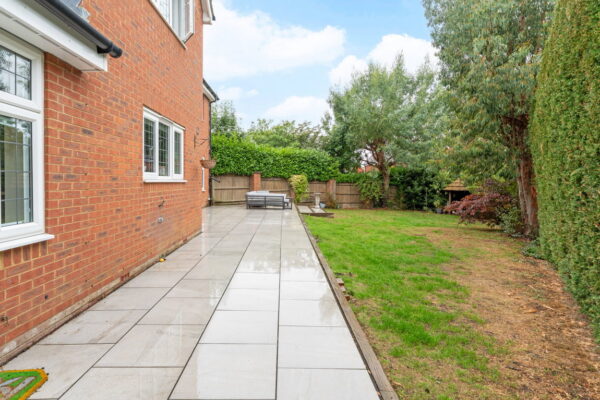 Hogarth Drive, Barton Seagrave, Kettering, Northamptonshire, NN15 5UQ