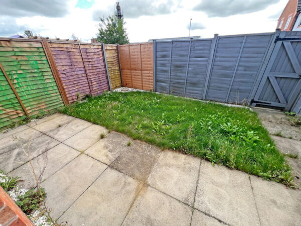 Drage Close, Lutterworth, Leicestershire, LE17 4PR