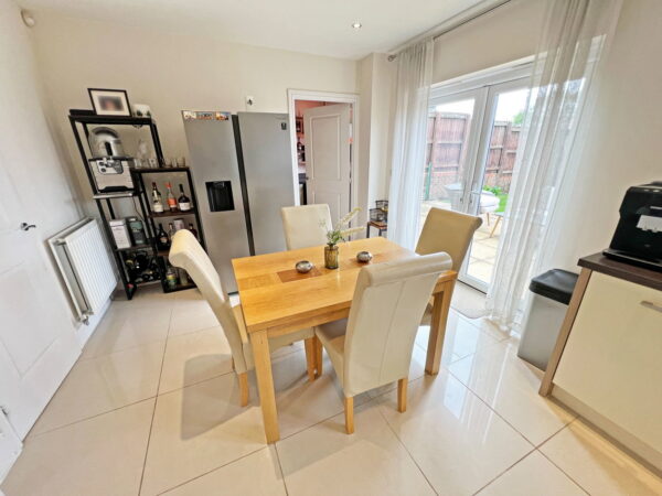 Laverton Road, Hamilton, Leicester, Leicestershire, LE5 1WJ