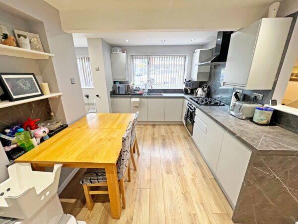 Fallowfield Road, Walsall, West Midlands, WS5 3DH