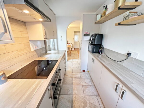 Strutt Road, Burbage, Hinckley, Leicestershire, LE10 2EB