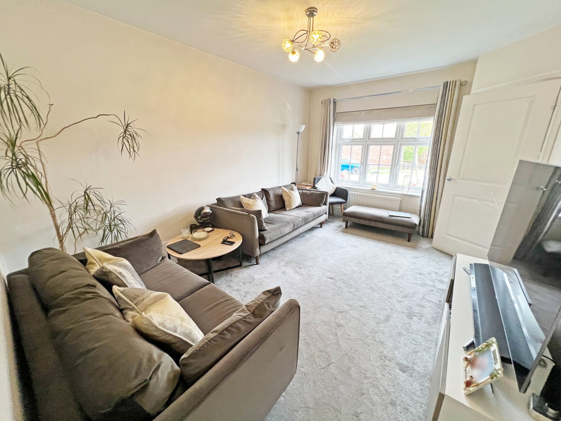 Laverton Road, Hamilton, Leicester, Leicestershire, LE5 1WJ