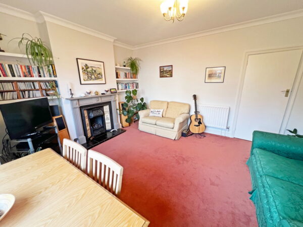 Meadhurst Road, Leicester, Leicestershire, LE3 6FR