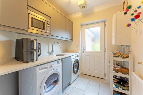 Hogarth Drive, Barton Seagrave, Kettering, Northamptonshire, NN15 5UQ
