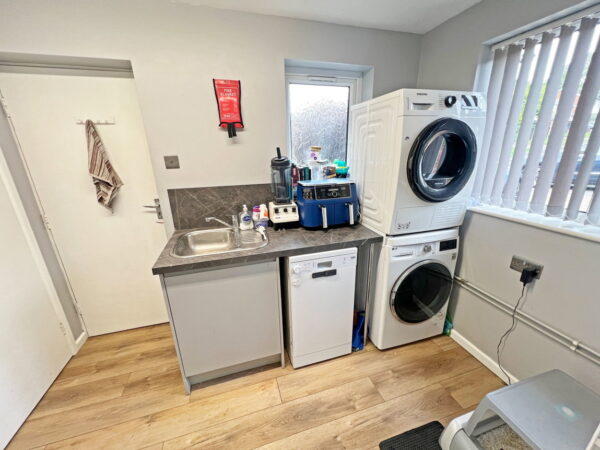 Fallowfield Road, Walsall, West Midlands, WS5 3DH