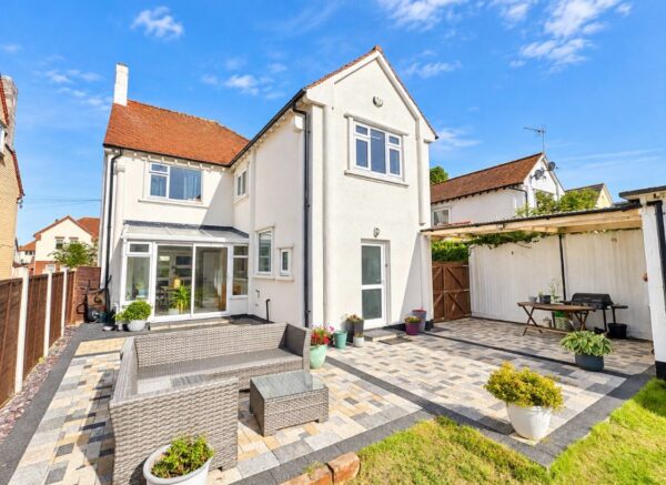Buckthorn Avenue, Skegness, PE25 3DE