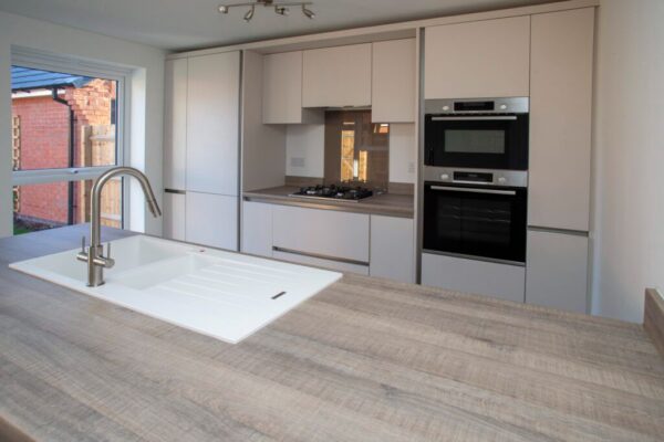 Blackbird Road, Fleckney, Leicestershire, LE8 8EU