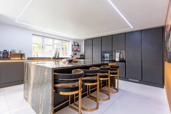 Manor Close, Harpole, Northampton, Northamptonshire, NN7 4BY