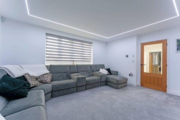 Manor Close, Harpole, Northampton, Northamptonshire, NN7 4BY