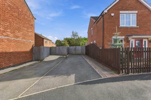 Tom Stimpson Way, Sutton-in-ashfield, Nottinghamshire, NG17 4PN