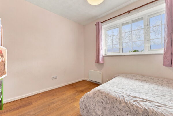 Kingsley Drive, Netherfield, Nottingham, Nottinghamshire, NG4 2PJ