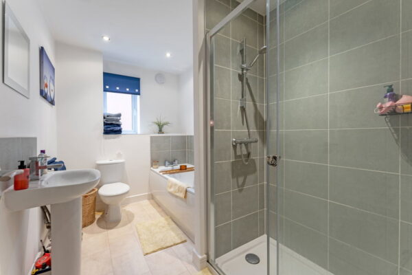 Burton Way, Fleckney, Leicester, Leicestershire, LE8 8DW