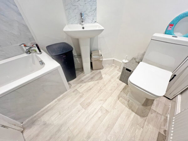 Victoria Road, Coalville, Leicestershire, LE67 3AG