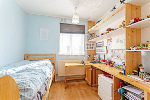Brookes Grove, Corby, Northamptonshire, NN17 2AQ