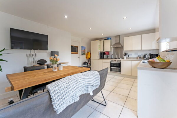 Burton Way, Fleckney, Leicester, Leicestershire, LE8 8DW