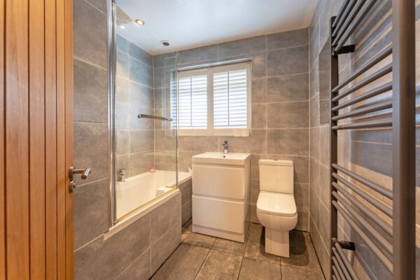 Edward Road, Fleckney, Leicester, Leicestershire, LE8 8AD