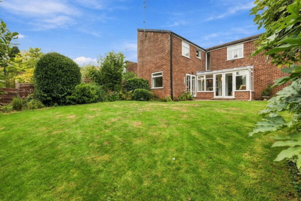 Blackacre, Burton Joyce, Nottingham, NG14 5BS