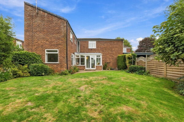 Blackacre, Burton Joyce, Nottingham, NG14 5BS