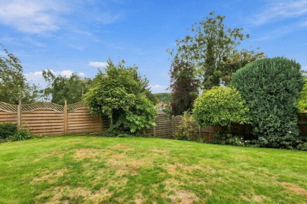 Blackacre, Burton Joyce, Nottingham, NG14 5BS