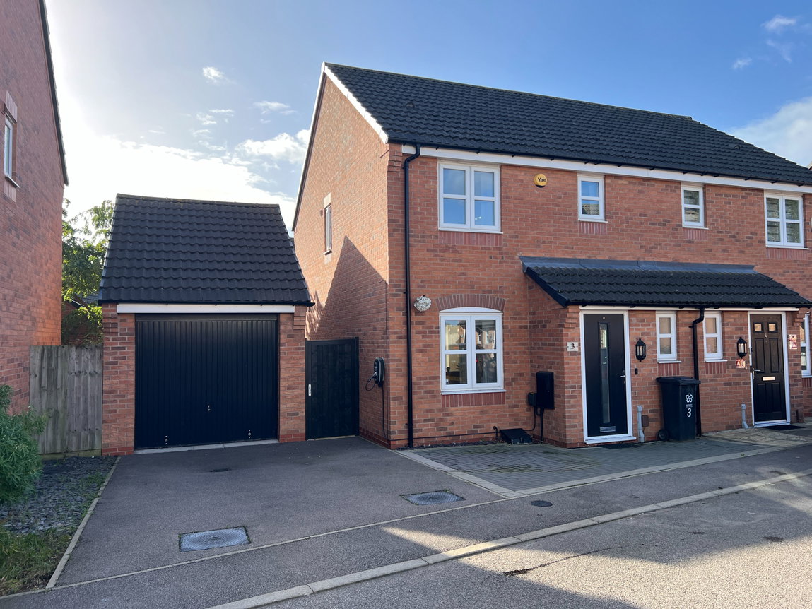 Wye Close, Leicester, Leicestershire, LE4 9AZ