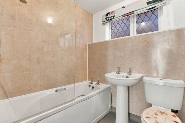 Studland Way, West Bridgford, Nottingham, Nottinghamshire, NG2 7TS