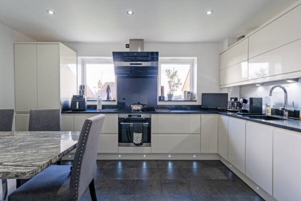 Calvert Close, Wellingborough, NN8 4HA