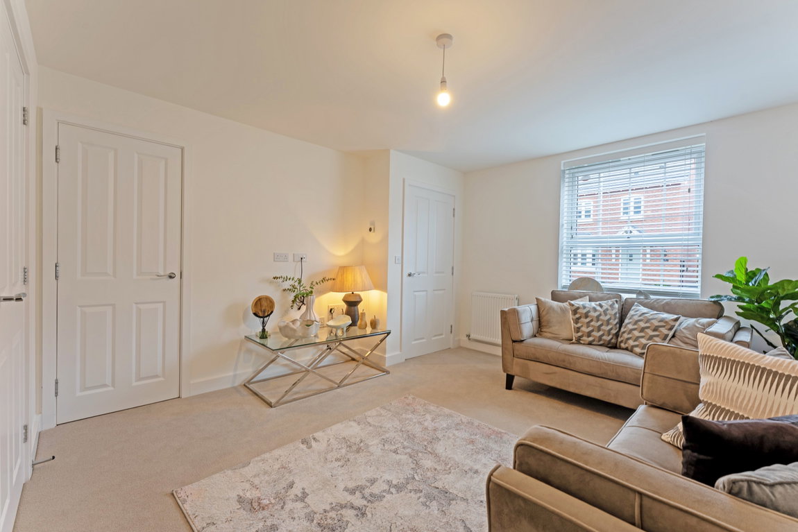 Barn Owl Close, Brookfields Development, Fleckney, Leicestershire, LE8 8FA
