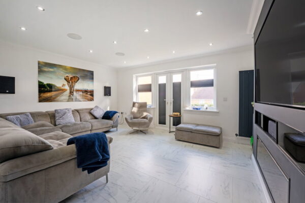 Calvert Close, Wellingborough, NN8 4HA