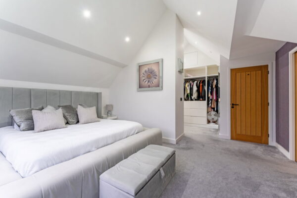 Manor Close, Harpole, Northampton, Northamptonshire, NN7 4BY