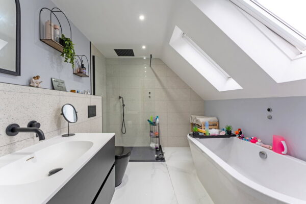 Manor Close, Harpole, Northampton, Northamptonshire, NN7 4BY