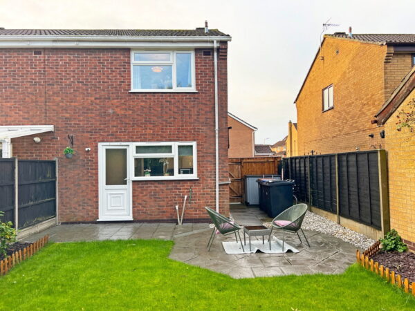 Newquay Close, Hinckley, Leicestershire, LE10 1XN