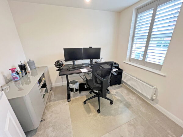 Glenmore Road, Lubbesthorpe, Leicestershire, LE19 4EQ