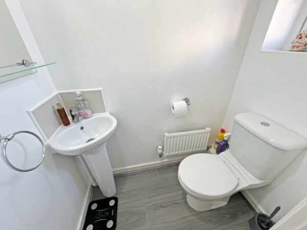 Wye Close, Leicester, Leicestershire, LE4 9AZ